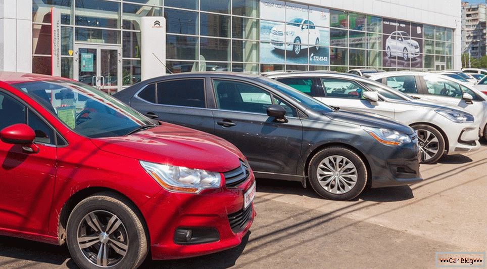 Car dealers will rewrite price tags from September 1, 2015