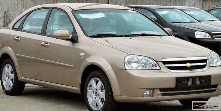 what car with mileage buy for 300,000 rubles immediately
