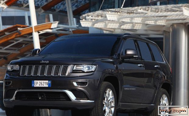 American Jeep Grand Cherokee is considered the most beautiful SUV in the world.