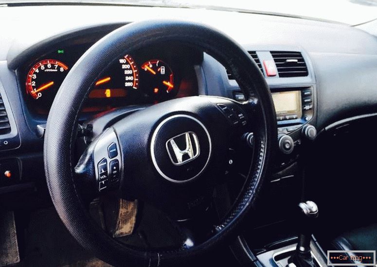 Honda Accord 7 steering gear