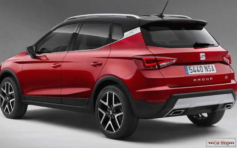 Seat introduced the new subcompact crossover Seat Arona
