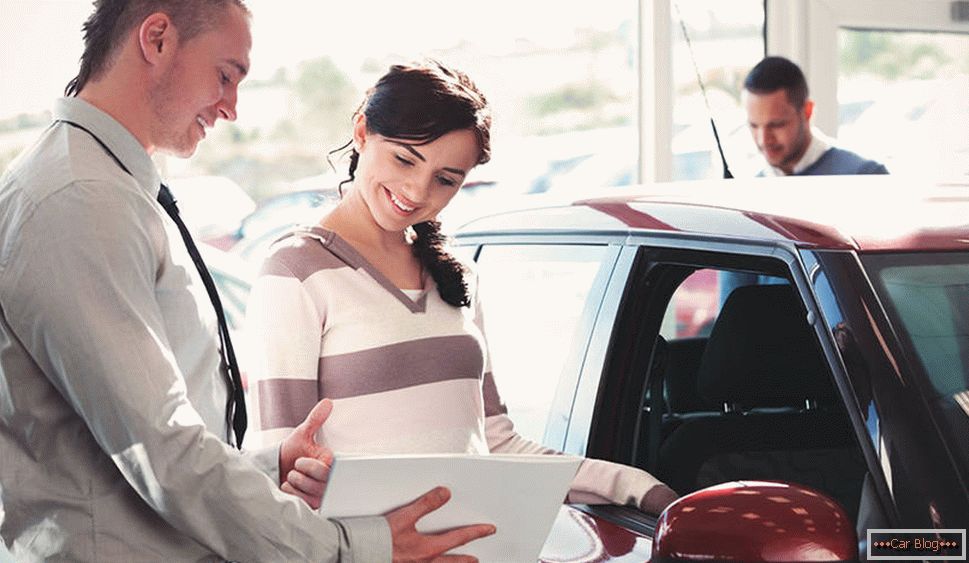The best ways to get a discount on a car from a dealer