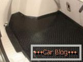 Rubber mat in the trunk
