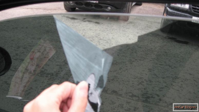 how to remove tinted glass