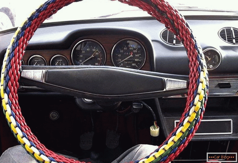how to make a sheath of wire on the steering wheel with your own hands