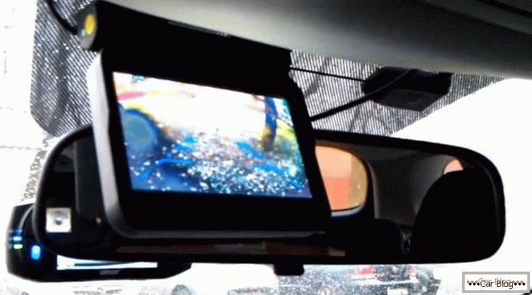 which rear view camera is better to put