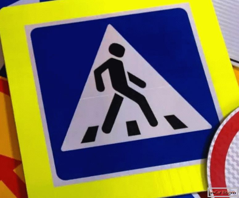 how does the pedestrian crossing sign