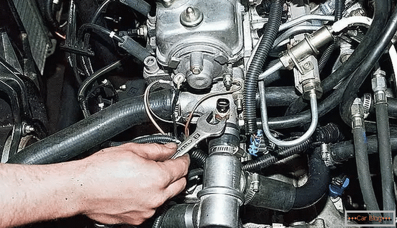 how to see malfunction of the coolant temperature sensor
