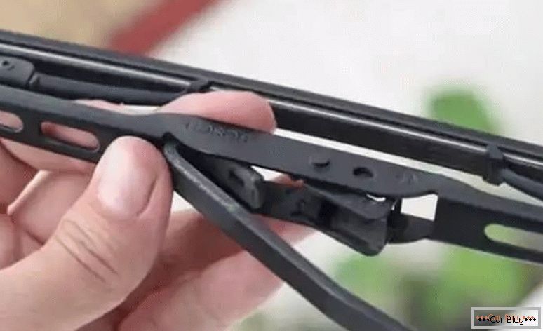 how to install wiper blades