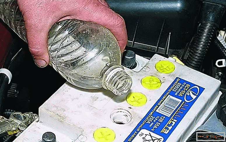 how to quickly raise the density of the electrolyte in the battery