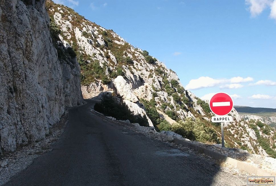 Cretan road