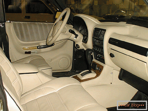 GAZ 31105 Chrysler tuning