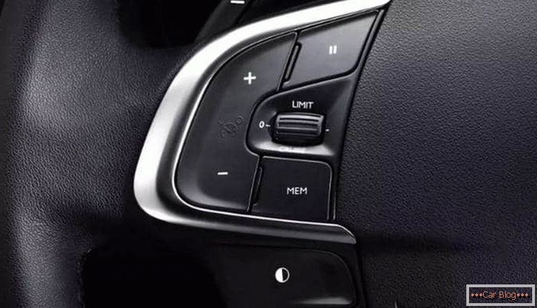 how does cruise control on a manual gearbox