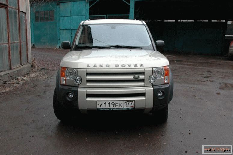 Off-road Land Rover Discovery 3 2009
