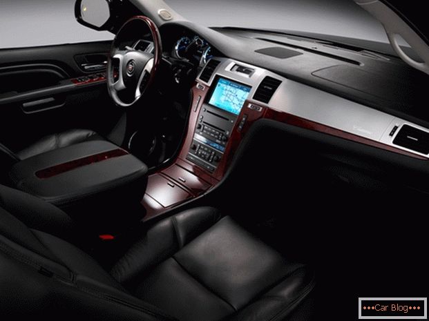 Bose 5.1 Cabin - speaker system installed in the car Cadillac CTS