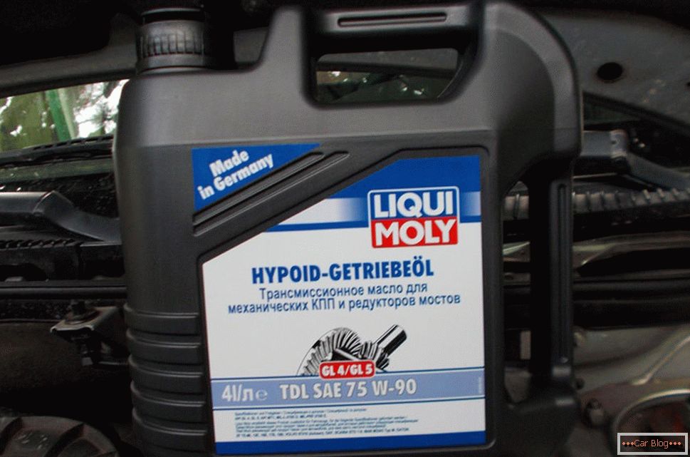 Hypoid transmission oil TDL 75W-90