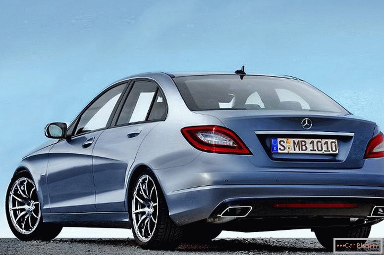 Rear view of your Mercedes Benz C class 2014