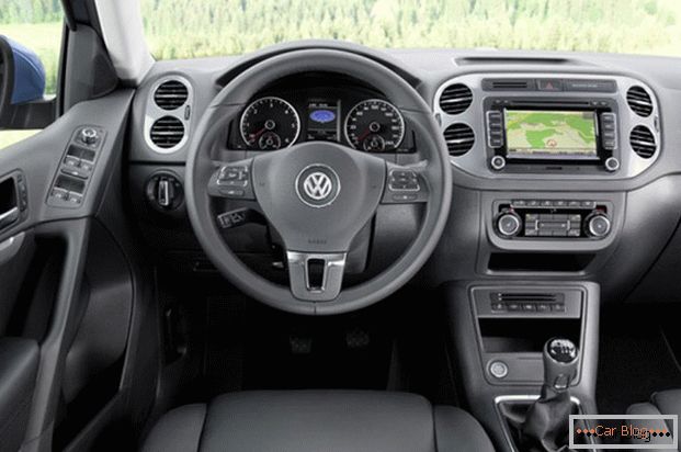The interior of the Volkswagen Tiguan is an example of German quality.
