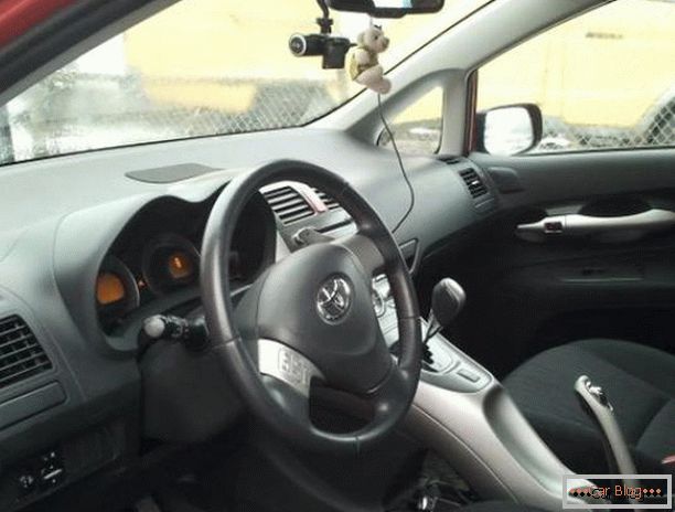 Driving a Toyota Auris