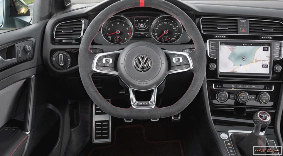 Немцы начали продавать VW Golf GTI Clubsport