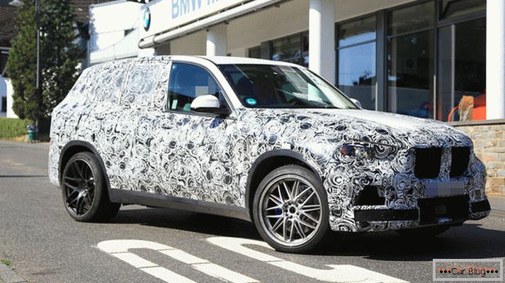 New sports version of the BMW H5M