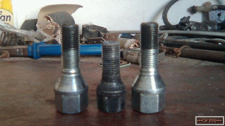 selection of bolts for rims