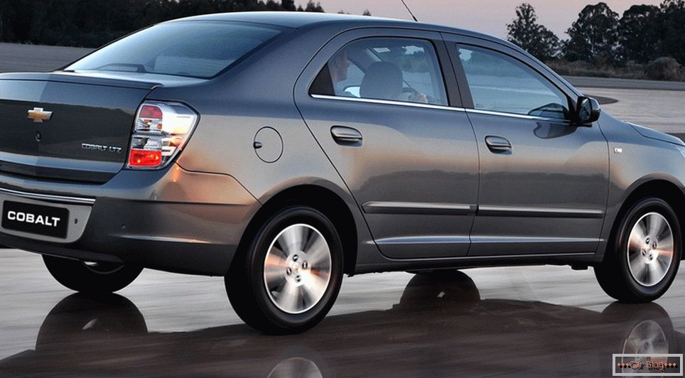 After restyling, Chevrolet Cobalt will be called ... Ravon R4