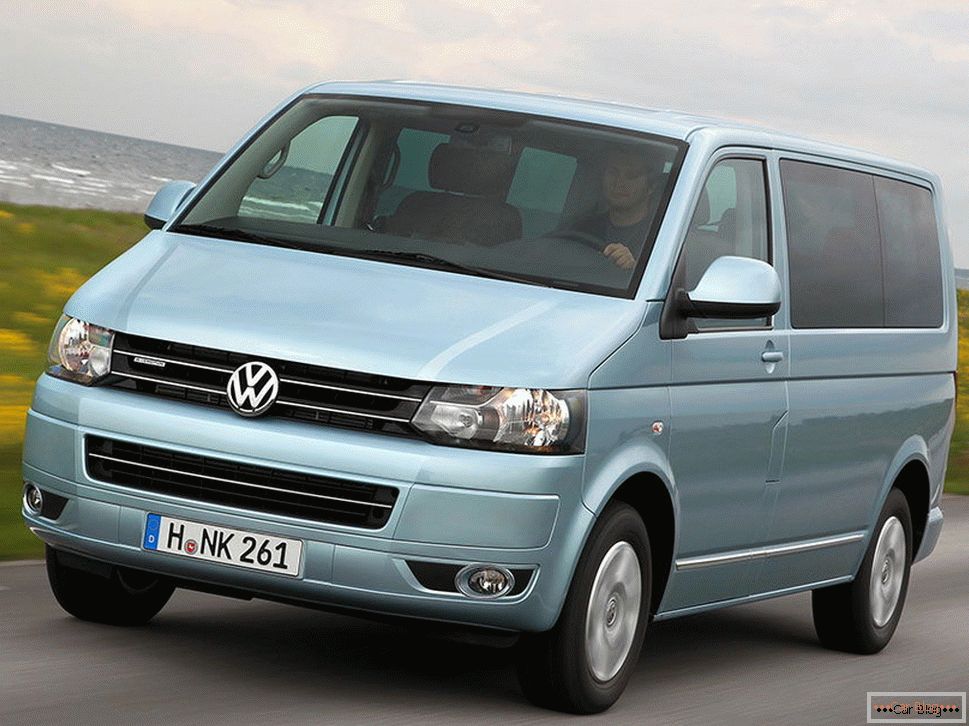Minivan Volkswagen Multivan Bluemotion