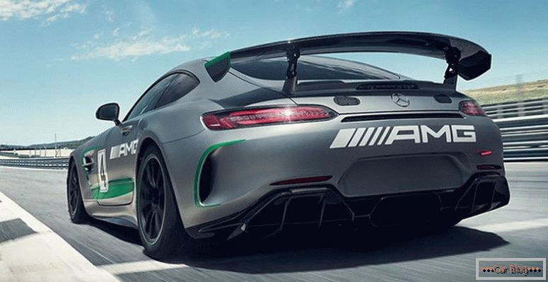 Appearance Mercedes-AMG GT4