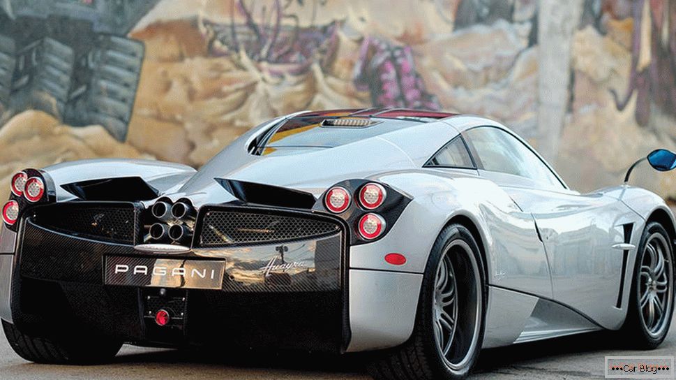 Pagani Huayra