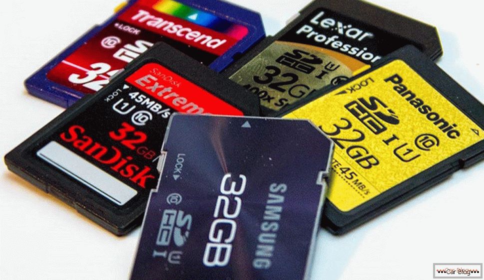 How to choose a memory card for the DVR