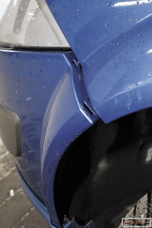 Renault Megane front wings with mileage