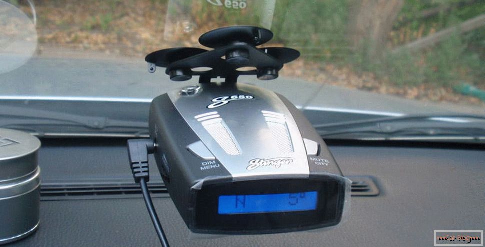 Radar detector in the car