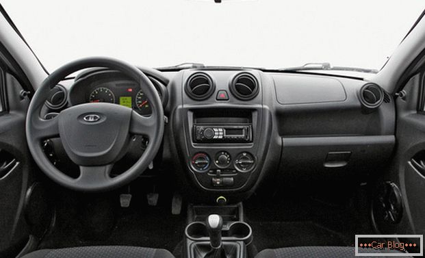 Lada Granta car interior trim is made according to the canons of the domestic auto industry