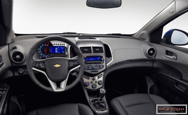 Chevrolet Aveo car interior - modest and tasteful