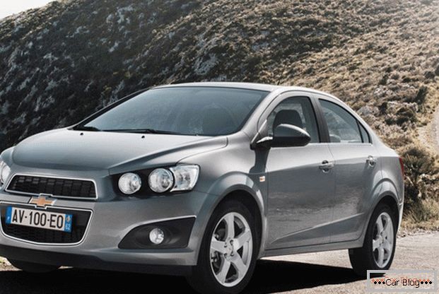 Chevrolet Aveo car has a special aggressive appearance.