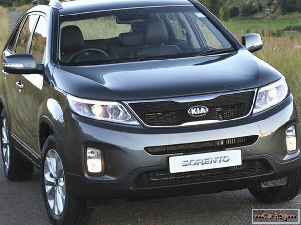 Car Kia Sorento - a great option for traveling with the whole family