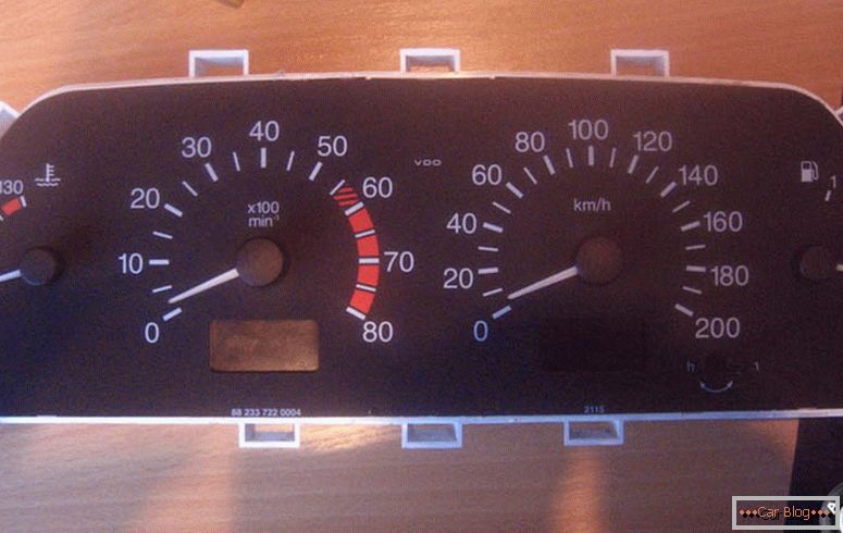 removing the dashboard VAZ 2114