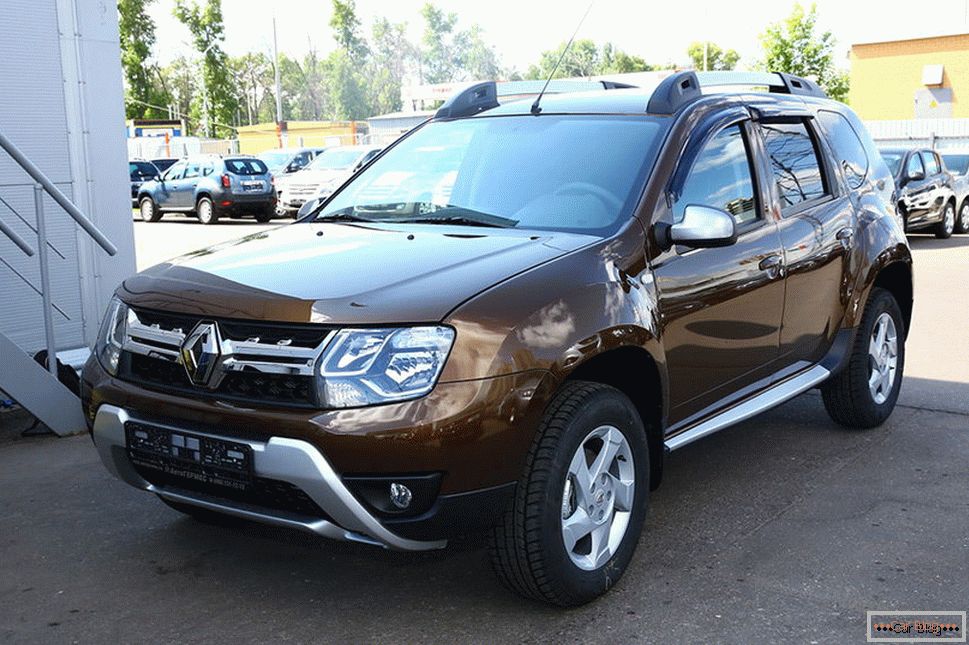 The appearance of the car Renault Duster