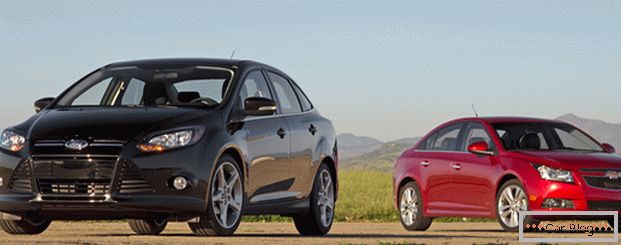 Ford Focus and Chevrolet Cruze - two sedans with a similar character