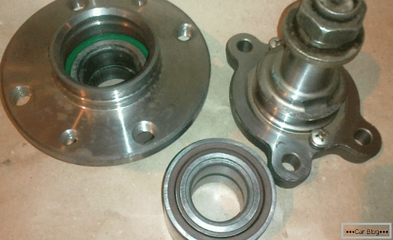 how to change the rear wheel bearing yourself